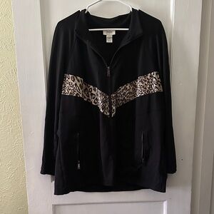 Neiman Marcus Athletic Black Leopard Print Long Sleeve Workout Jacket